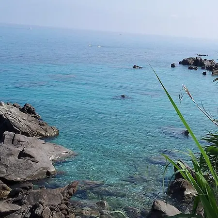 Vicino Al Mare Tatil Evi Parghelia